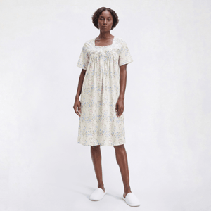 Womens Elegant Dreams Short Sleeve Floral Nightgown